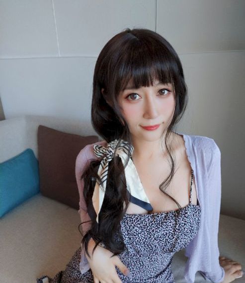 在厨房里征服美艳老师视频_1080免费高清观看